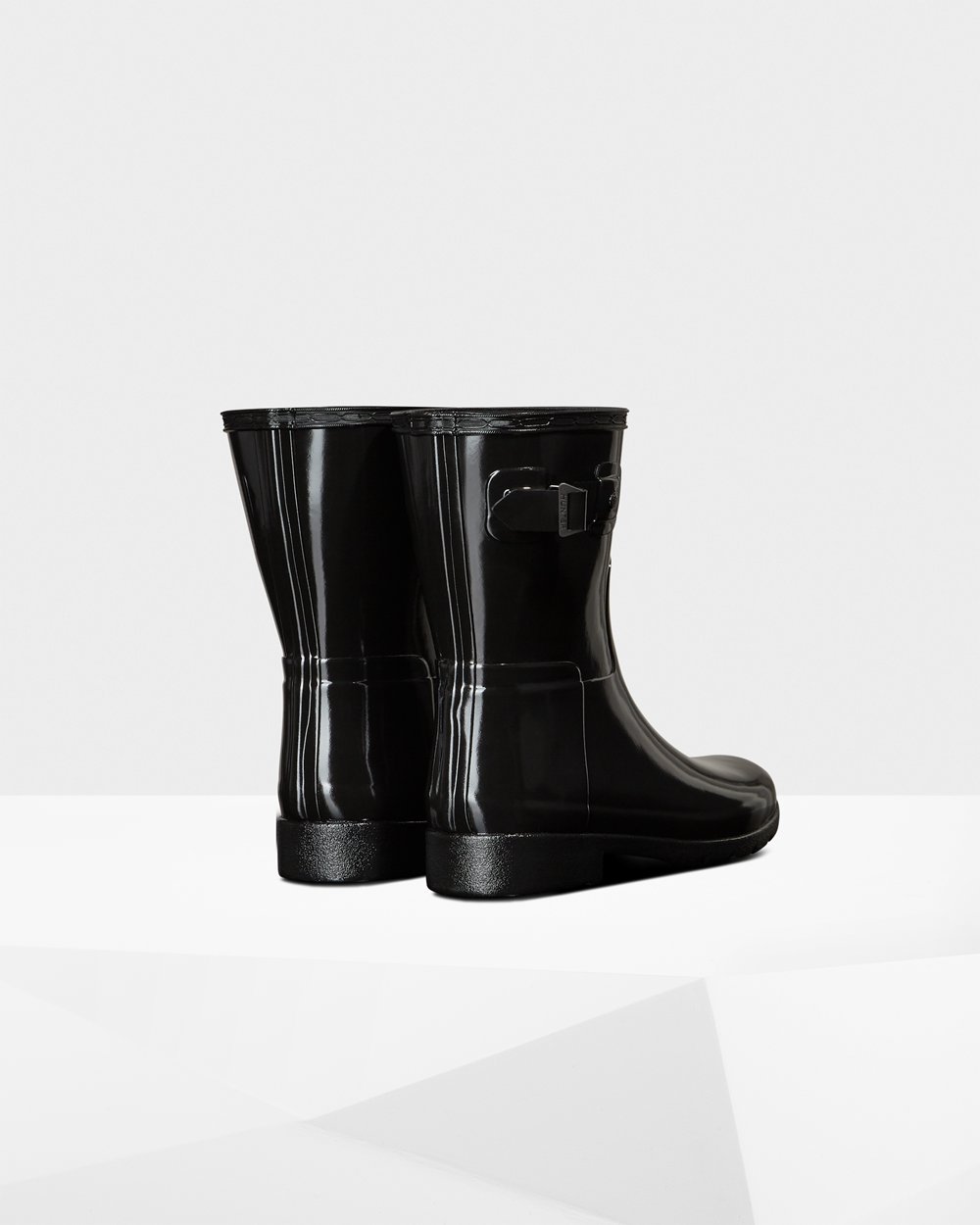 Hunter Refined Slim Fit Gloss For Women - Short Rain Boots Black | India AYLUV0571